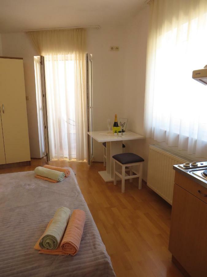 Apartments Karaba Pakoštane 部屋 写真